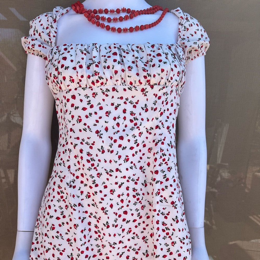 Little white dress
